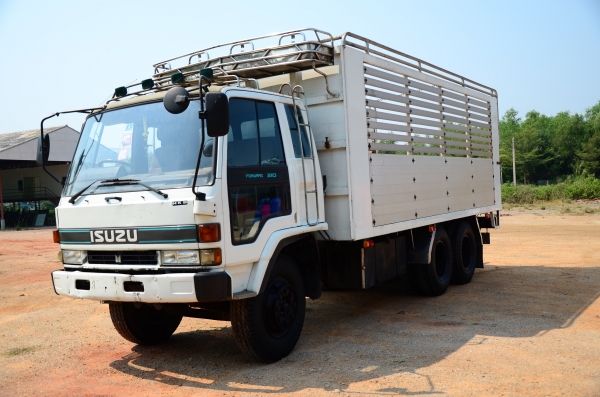 ขาย 10 ล้อ isuzu tx