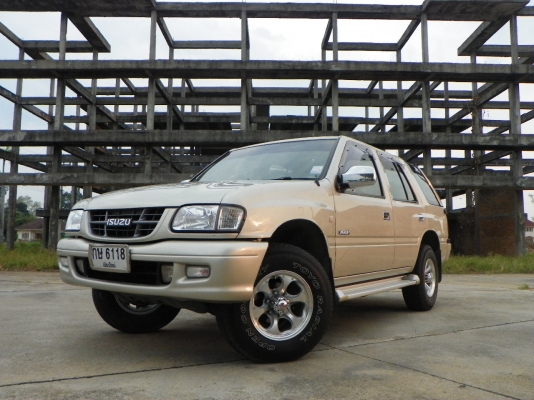 ลดราคาขายถูก VEGA 2.8 Turbo Auto 4WD สภาพสวย วิ่งน้อย ขายราคา 329,000.-(ดูรถเชียงใหม่เท่าน้น)