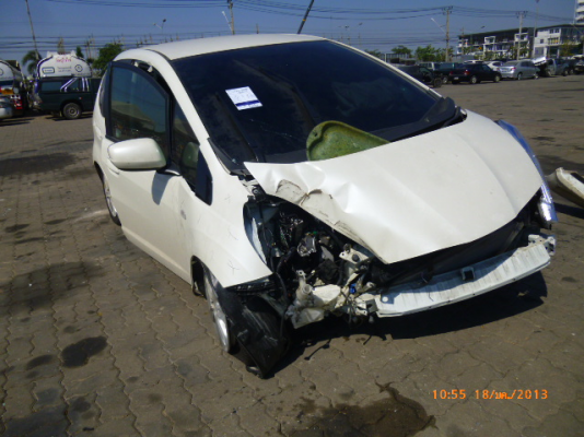 ขายซากรถjazz hybridพร้อมเล้ม