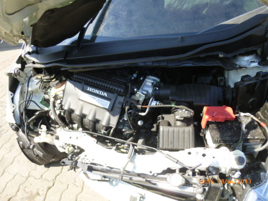 ขายซากรถjazz hybridพร้อมเล้ม ขายซากรถjazz hybridพร้อมเล้ม