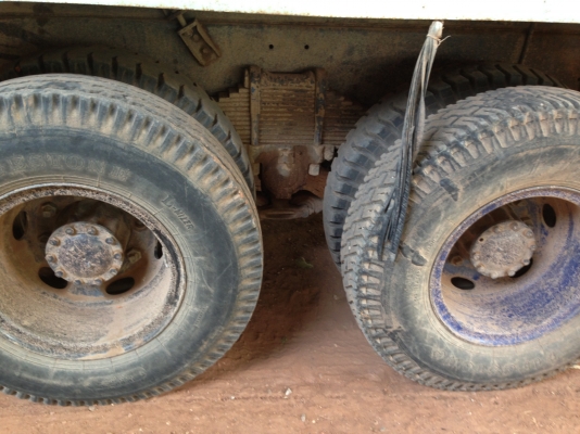 ISUZU ROCKY FXZ 240 HP 6SD1 ปี 39 ร็อกนางฟ้าแท้ สิบล้อดั๊มพ์ 2 เพลา กระบะดั๊มพ์เหล็ก 12 ตันของอู่สหกิจสภาพอย่างสวยมีบาร์อ้อยติดมาให้ครบพร้อม เครื่องแห้งแรงดี หัวเก๋งบางเดิมภายในเก๋งสวยครบ แอร์เย็น พวงมาลัยเพาเวอร์ เบรคทริ๊ปฟี้ ช่วงล่างคัชซีสวย มีระบบลากพ่