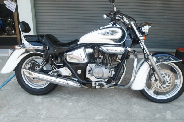 ขายPHANTOM TA200ปี45 เครื่องเดิมเดิมสไตร์โดนโดน รถมีทะเบียน ภาษีไม่ขาด