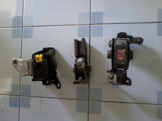 ขายยางแท่นเครื่องโต้โยต้า altis