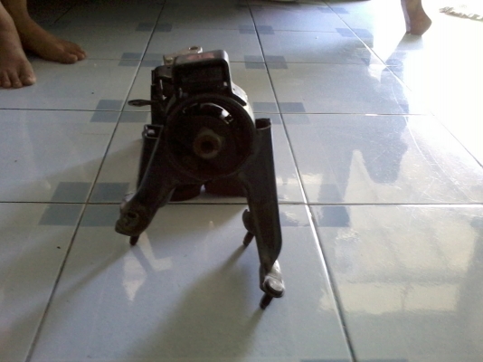 ขายยางแท่นเครื่องโต้โยต้า altis