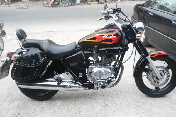 ขายPHANTOM 200FIRE EDITION(ลายไฟตัวล่าสุด)สภาพพร้อมใช้เลยครับ รถปี52ทะเบียนชุดโอนครบภาษีไม่ขาด สนใจสอบถามรายละเอียดเพิ่มเลยครับคนขายใจดี จัดส่งสินค้าทั่วประเทศครับ