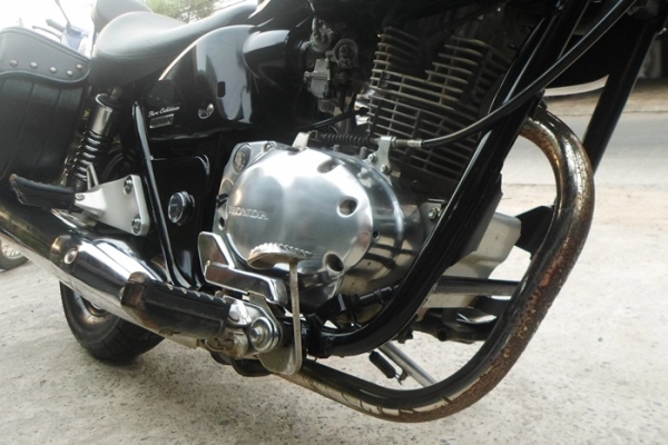 ขายPHANTOM 200FIRE EDITION(ลายไฟตัวล่าสุด)สภาพพร้อมใช้เลยครับ รถปี52ทะเบียนชุดโอนครบภาษีไม่ขาด สนใจสอบถามรายละเอียดเพิ่มเลยครับคนขายใจดี จัดส่งสินค้าทั่วประเทศครับ