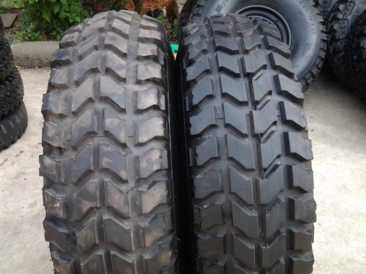 ขายยางฮัมวี่ 37x16.5 ยางยังไม่เคยลงดินครับ ขายพร้อมกะทะ ขาย 35,000 บาท