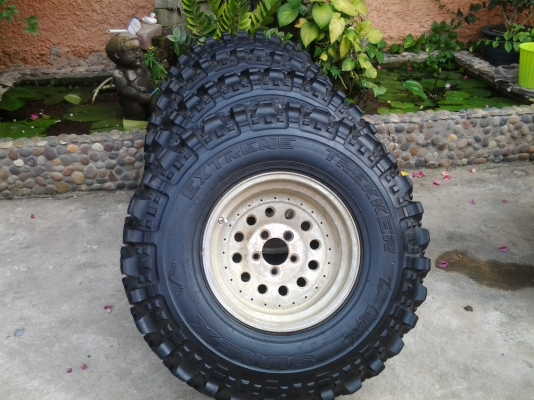 ขายยางตะขาบ 32 นิ้วพร้อมแมคหยดน้ำ ขอบ15" ยางเหลือเยอะไม่ค่อยได้ใช้ เส้นแดงยังอยู่เลย ขาย 18,500 บาท ขายยางตะขาบ 32 นิ้วพร้อมแมคหยดน้ำ ขอบ15" ยางเหลือเยอะไม่ค่อยได้ใช้ เส้นแดงยังอยู่เลย ขาย 18,500 บาท