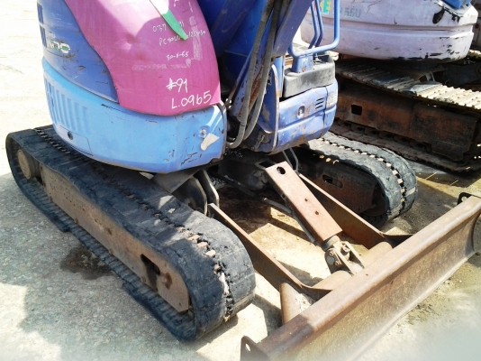 ขายด่วน..รถขุด KOMATSU PC30 UU-2  รถสวย เก่าญี่ปุ่น รถสวย ทำเงิน มีใบอินวอยล์ จัดไฟแน๊นซ์ สบาย ๆ.