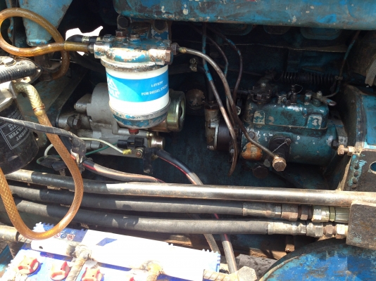 FORD 77 - 1 เพลา เครื่อง T3 สภาพดีพร้อมใช้งาน อุปกรณ์มีให้ครบ มีใบมีดดันหน้า ผานพรวนดิน 7 เครื่องแห้งดีไม่เยิ้มกำลังแรงดี ขับขี่ควบคุมง่ายคล่องตัวดี ไม่มีปัญหาเรื่องรั่วซึ่ม ช่วงล่างยางสภาพดีหน้าหลังประมาณ 60\% พร้อมใช้งานได้เลย เอกสารสัญญาซื้อขาย ราคาต่อร FORD 77 - 1 เพลา เครื่อง T3 สภาพดีพร้อมใช้งาน อุปกรณ์มีให้ครบ มีใบมีดดันหน้า ผานพรวนดิน 7 เครื่องแห้งดีไม่เยิ้มกำลังแรงดี ขับขี่ควบคุมง่ายคล่องตัวดี ไม่มีปัญหาเรื่องรั่วซึ่ม ช่วงล่างยางสภาพดีหน้าหลังประมาณ 60\% พร้อมใช้งานได้เลย เอกสารสัญญาซื้อขาย ราคาต่อร