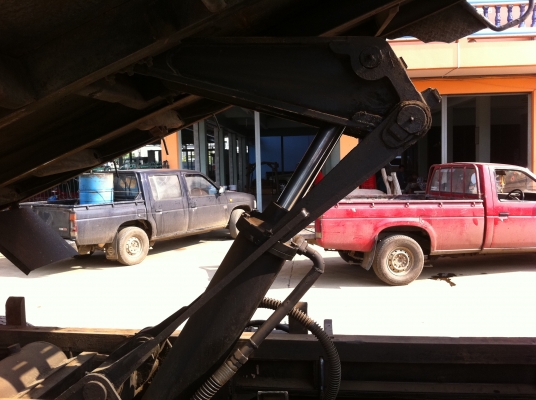 ขายรถบรรทุก 6 ล้อ (กระบะดั้มอลูมิเนียม) รถห้าง ISUZU NPR TURBO หัวนอก เลขตัวรถ JAANPR59PL-7101547 เลขเครื่อง 4BE1-9242288 ทะเบียนพร้อมโอน รถห้างแท้ เปลี่ยนหัวนอก สภาพพร้อมใช้ ช่วงล่าง F พร้อมใช้มากๆ ขายรถบรรทุก 6 ล้อ (กระบะดั้มอลูมิเนียม) รถห้าง ISUZU NPR TURBO หัวนอก เลขตัวรถ JAANPR59PL-7101547 เลขเครื่อง 4BE1-9242288 ทะเบียนพร้อมโอน รถห้างแท้ เปลี่ยนหัวนอก สภาพพร้อมใช้ ช่วงล่าง F พร้อมใช้มากๆ