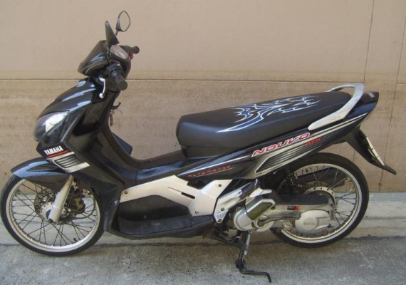 ขายYamaha Nouvo mx สีดำ จดทะเบียนปี48  พรบ.หมด ม.ค.57
