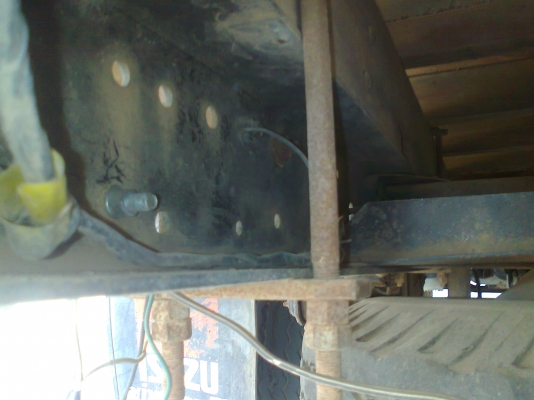 ขายรถ 6 ล้อ Mitsubishi รุ่น FE111E รถจอดในร่มไม่ผุ ทะเบียนเต็มพร้อมโอน