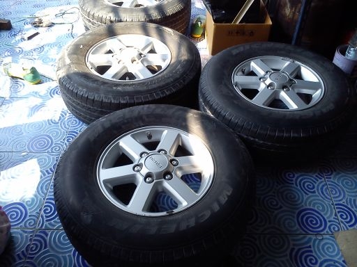 ล้อแม็ก D-max ขอบ 16 265 70 17 สภาพพอใช้ขายถูกๆ 4วง ล้อแม็ก D-max ขอบ 16 265 70 17 สภาพพอใช้ขายถูกๆ 4วง