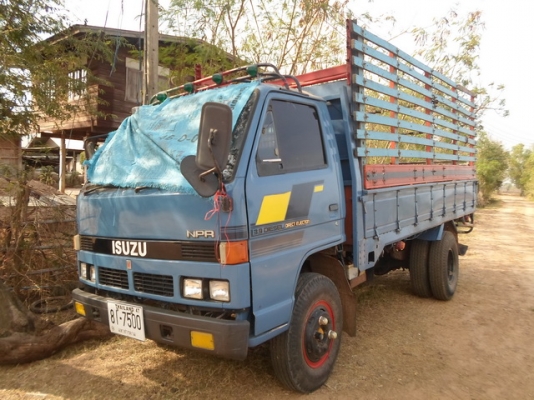 ขาย 6 ล้อ ISUZU NPR 115 แรงม้า