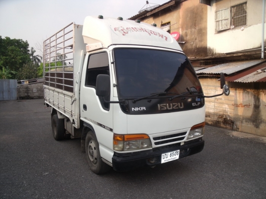 ขาย Isuzu NKR 4ล้อยาง6เส้น (6ล้อไม่ติดเวลา) 4WD ปี2000.