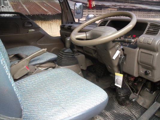 ขาย Isuzu NKR 4ล้อยาง6เส้น (6ล้อไม่ติดเวลา) 4WD ปี2000.