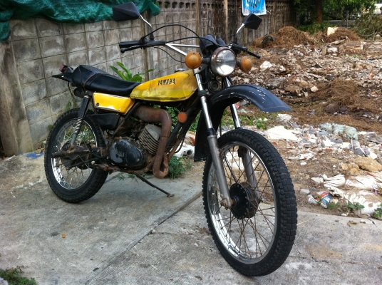 ขายเหมาๆ yamaha dt100 2คัน มีเบียน นนทบุรี ขายเหมาๆ yamaha dt100 2คัน มีเบียน นนทบุรี