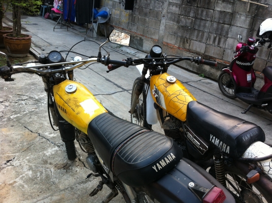 ขายเหมาๆ yamaha dt100 2คัน มีเบียน นนทบุรี ขายเหมาๆ yamaha dt100 2คัน มีเบียน นนทบุรี