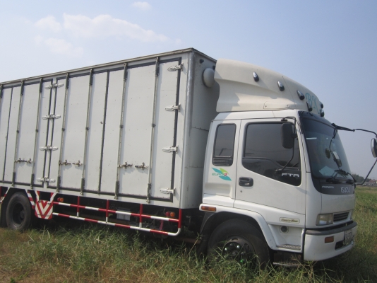 -ISUZU-เดทก้าP2รถห้าง-ตู้10บานมีเสากลาง-สภาพสวยมากๆเดิมๆ1350000