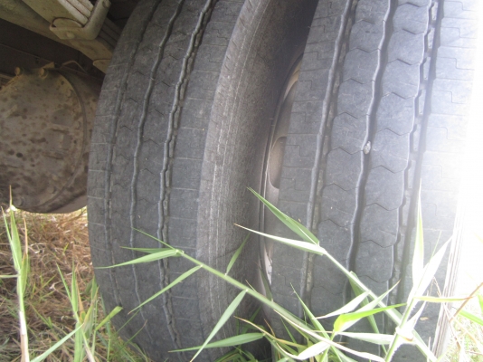 -ISUZU-เดทก้าP2รถห้าง-ตู้10บานมีเสากลาง-สภาพสวยมากๆเดิมๆ1350000