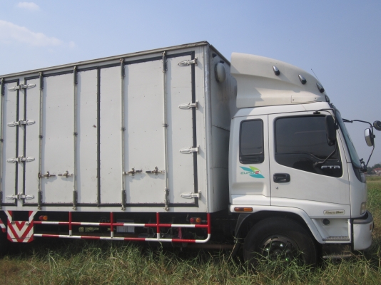 -ISUZU-เดทก้าP2รถห้าง-ตู้10บานมีเสากลาง-สภาพสวยมากๆเดิมๆ1350000