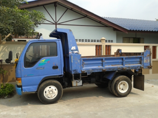 ขาย6ล้อดั๊มNKRพร้อมใช้งานครับ