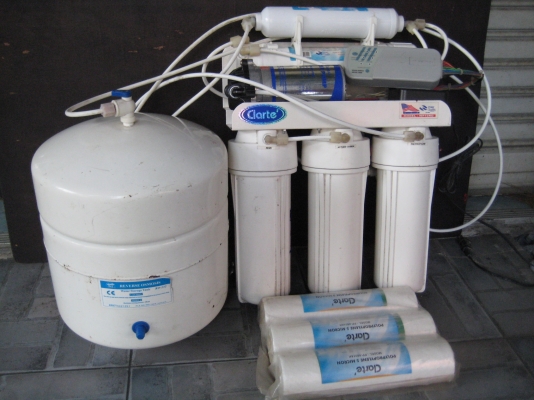 เครื่องกรองน้ำมือสอง ยี่ห้อ clarte สภาพดี พร้อมใช้ ติดตั้งใช้ได้เลย