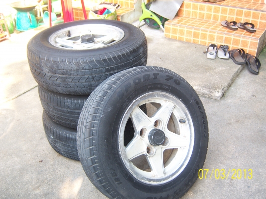 แม็ก 13 พร้อมยางสวยๆ