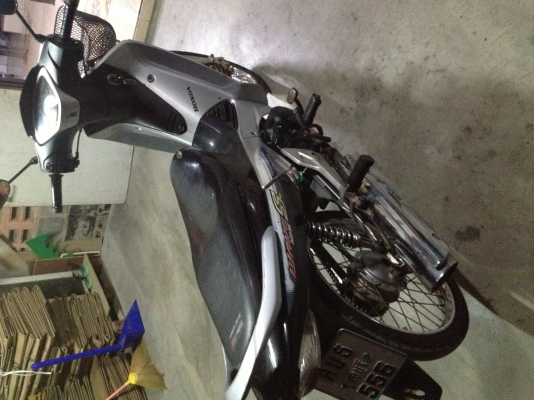 ขายเวฟ125s สภาพเลี่ยมเครื่องเดิมคับ