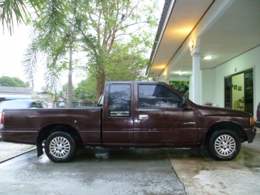 ขายอีซูซุแค๊ป ราคา 155000 บาท  โทร 081 3298448