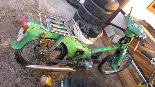 ขายด่วนๆๆครับชี50...มาใหม่2คันคันล่ะ6700บาท...ชาลี1คันราคา8500บาทขายตามสภาพครับเครื่องไม่ติดเล่มไม่มีครับช้าอดหมดก่อนนะครับด่วนๆครับของเริ่มหายากแล้วครับสนใจติดต่อ0801696651ราคายังไม่รวมส่งนะครับค่าส่ง1000บาทส่งทั่วไทยครับ