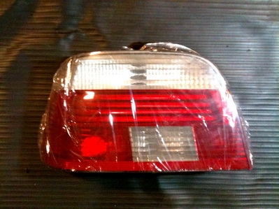 ไฟข้างซ้าย บีเอ็ม ซีรีย์ 5 ราคา 1,800