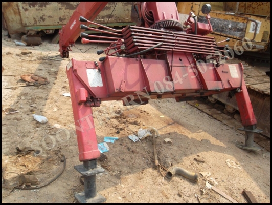 ขายด่วน เครน UNIC 370 V-TURBO 3.7ตัน 6 เหลี่ยม 5 ปอก 4 ชัก พร้อมใช้งาน อุปกรณ์ครบ ราคาสุดคุ้ม