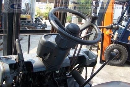 ขายรถ โฟล์คลิฟท์ TOYOTA รุ่น 6-FD15 ขายรถ โฟล์คลิฟท์ TOYOTA รุ่น 6-FD15