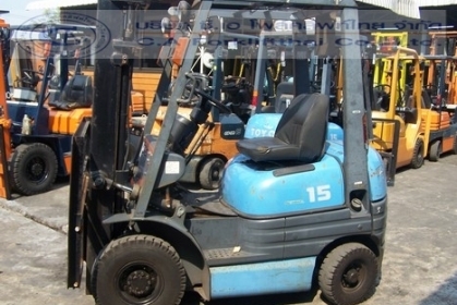 ขายรถ โฟล์คลิฟท์ TOYOTA รุ่น 6-FD15 ขายรถ โฟล์คลิฟท์ TOYOTA รุ่น 6-FD15