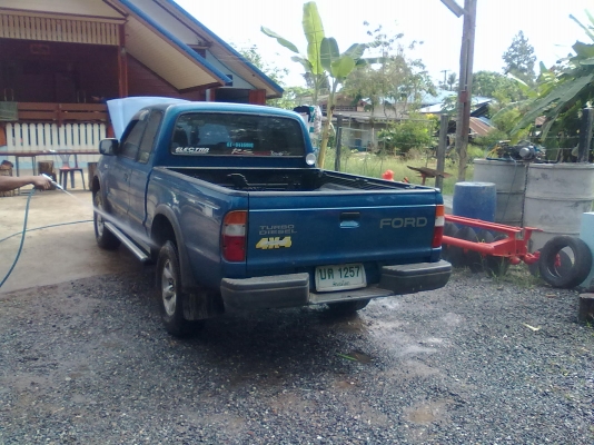 ฟอร์ดเรนเจอร์ กระบะพันธุ์แกร่ง 4x4 สวย แน่น แรงดี