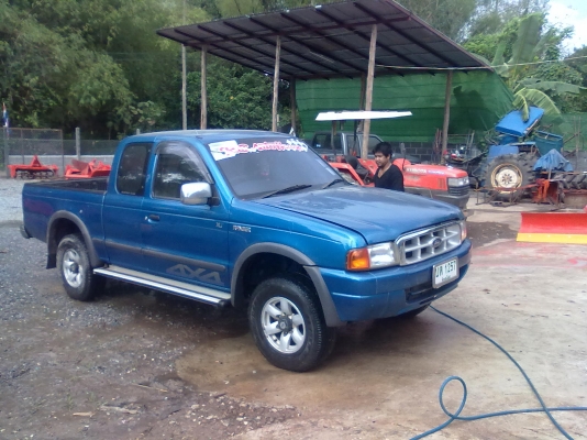ฟอร์ดเรนเจอร์ กระบะพันธุ์แกร่ง 4x4 สวย แน่น แรงดี