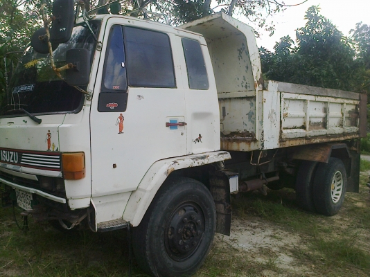 6ล้อดั้มอีซุฯFTR11F 165แรง รถห้างแท้ เดิมๆได้เดิม เล่มพร้อม