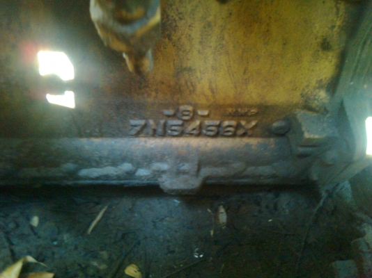 รถแทรกเตอร์ตีนตะขาบ CAT D6H