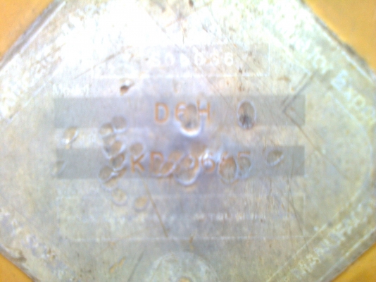 รถแทรกเตอร์ตีนตะขาบ CAT D6H