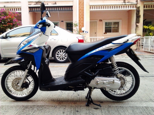 ขาย Click 110 I ตัวล่าสุดไมล์ขาว วิ่ง 7763 กม รถหัวฉีดประหยัดน้ำมัน สภาพเดิมๆ เครื่องแน่นๆ สภาพสวย สีน้ำเงิน ขาว ขาย Click 110 I ตัวล่าสุดไมล์ขาว วิ่ง 7763 กม รถหัวฉีดประหยัดน้ำมัน สภาพเดิมๆ เครื่องแน่นๆ สภาพสวย สีน้ำเงิน ขาว