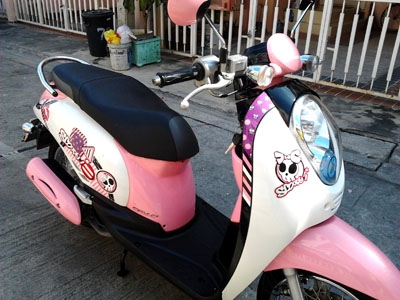 ขาย Scoopy i ปี 2012 ลายจูบ ไมล์ 3333กม เครื่องหัวฉีดประหยัดน้ำมัน สภาพเดิมๆ ขาย Scoopy i ปี 2012 ลายจูบ ไมล์ 3333กม เครื่องหัวฉีดประหยัดน้ำมัน สภาพเดิมๆ