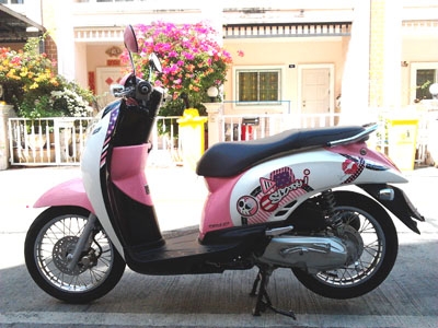 ขาย Scoopy i ปี 2012 ลายจูบ ไมล์ 3333กม เครื่องหัวฉีดประหยัดน้ำมัน สภาพเดิมๆ ขาย Scoopy i ปี 2012 ลายจูบ ไมล์ 3333กม เครื่องหัวฉีดประหยัดน้ำมัน สภาพเดิมๆ