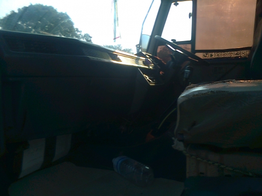 MITSUBISHI FN527M-TF 220 แรงม้า 2 เพลา ดัมพ์