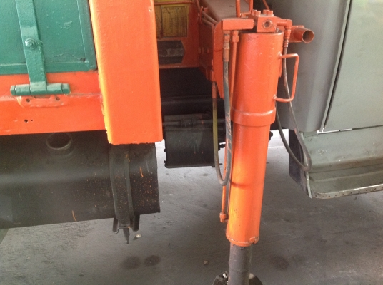 ขายรถเฮี้ยบ หกล้อ