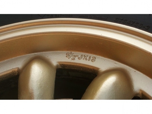 แม็กกล้วยสวยๆ 5800