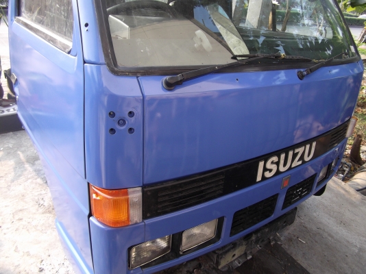 ขายหัวรถ NKR 4ล้อกลาง