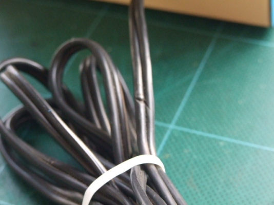 หม้อแปลงไฟจาก 220v ==> 100v ขนาด 1000W (1KVA) ของ TOYOZUMI (TOYODEN) Japan