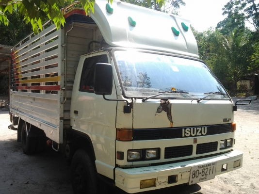 ขายรถบรรทุก 6 ล้อรั้วกระบะแสตนเลส ISUZU 135 แรงม้า ราคา 350000